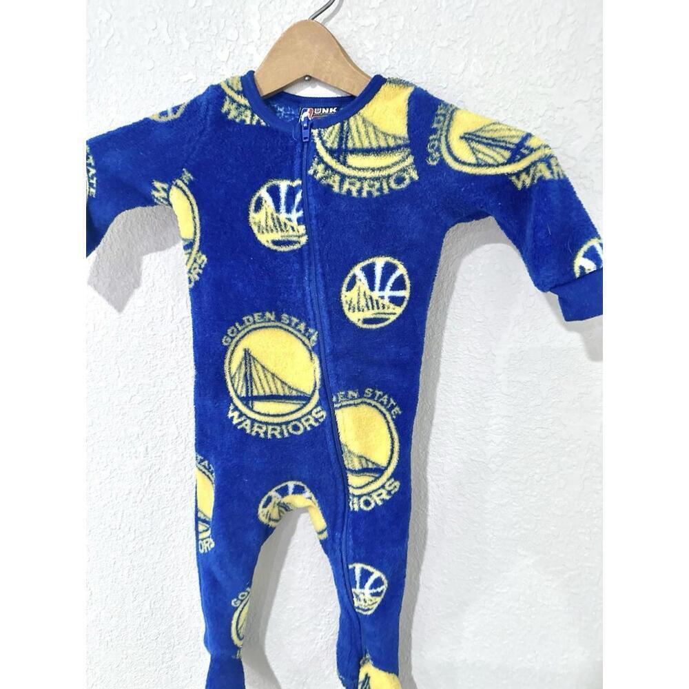 UNK Toddler Sleeper Golden State Warriors Blue and Yellow Basketball Pajamas 12M - Picture 2 of 9